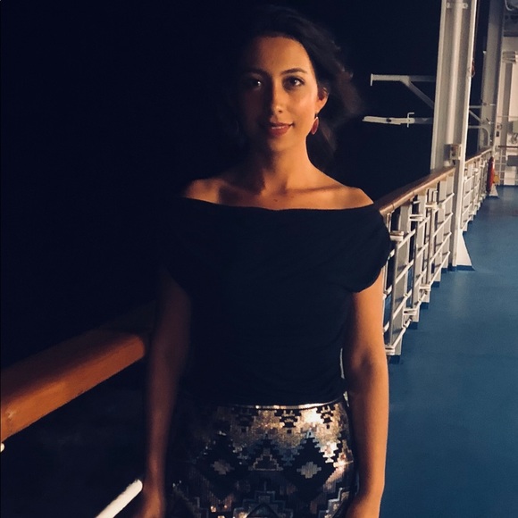 Meet your Posher, Jessica - Picture 1 of 1